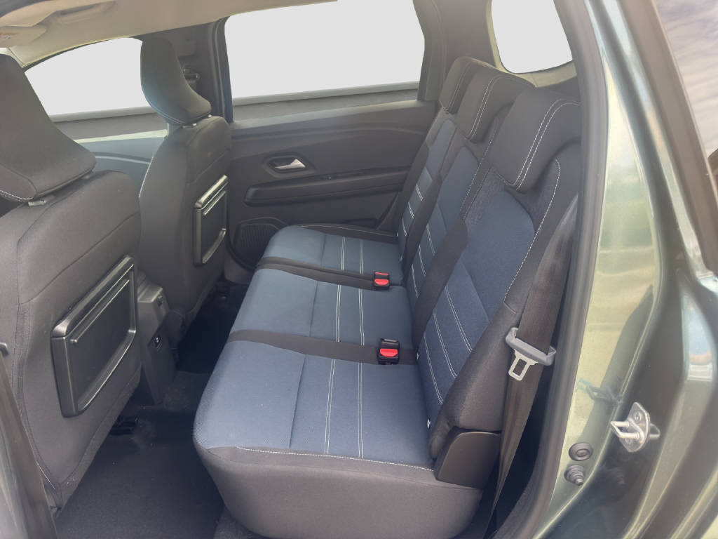 DACIA Jogger 1.8 Hybrid Journey-image-11