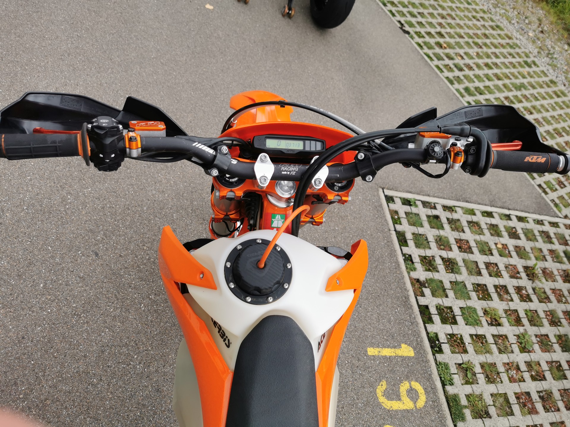 KTM 450 EXC-image-3