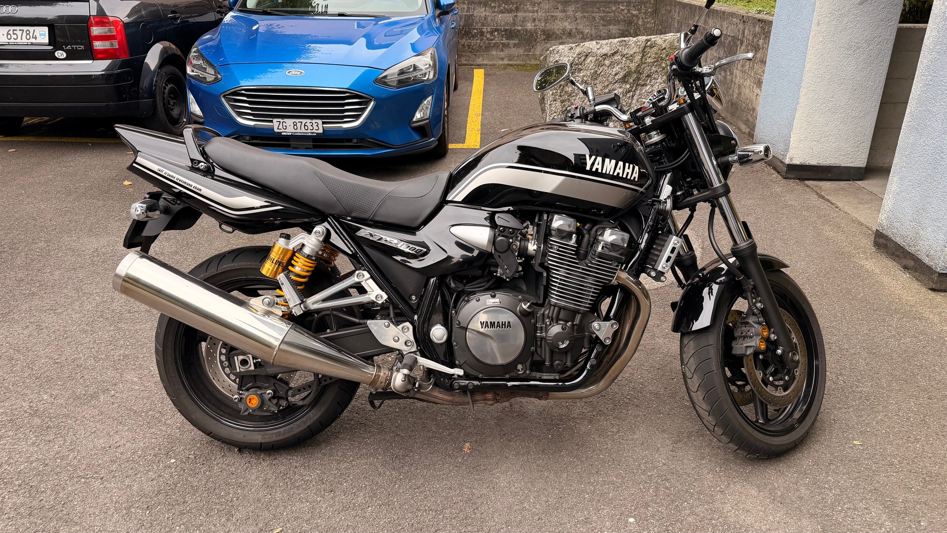 YAMAHA XJR 1300-image-2