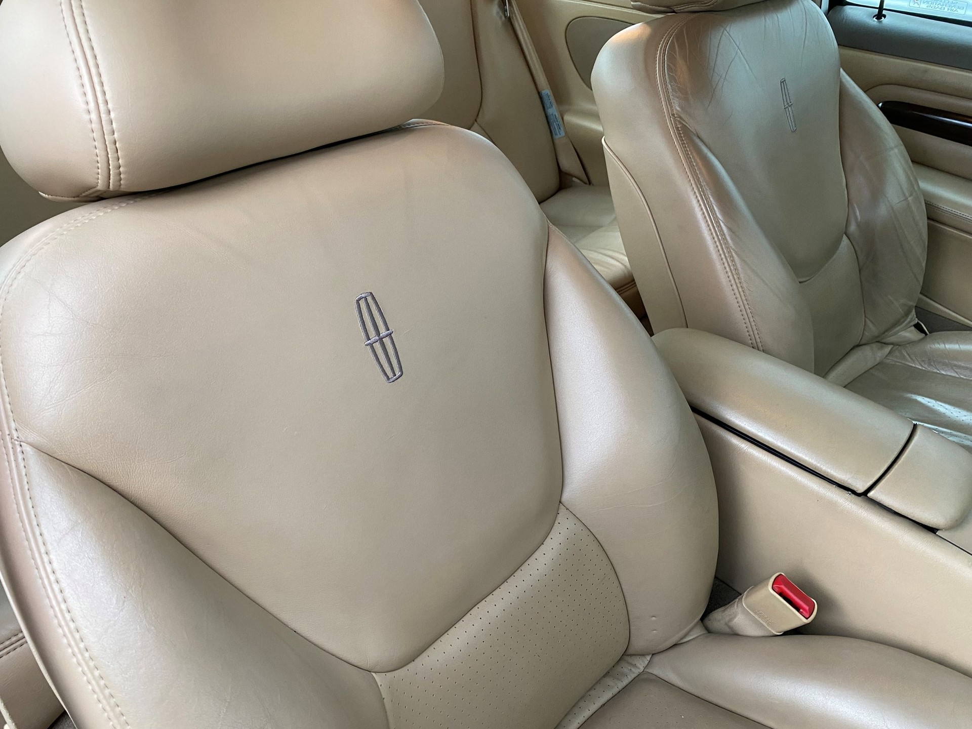 LINCOLN MARK VIII LSC-image-11