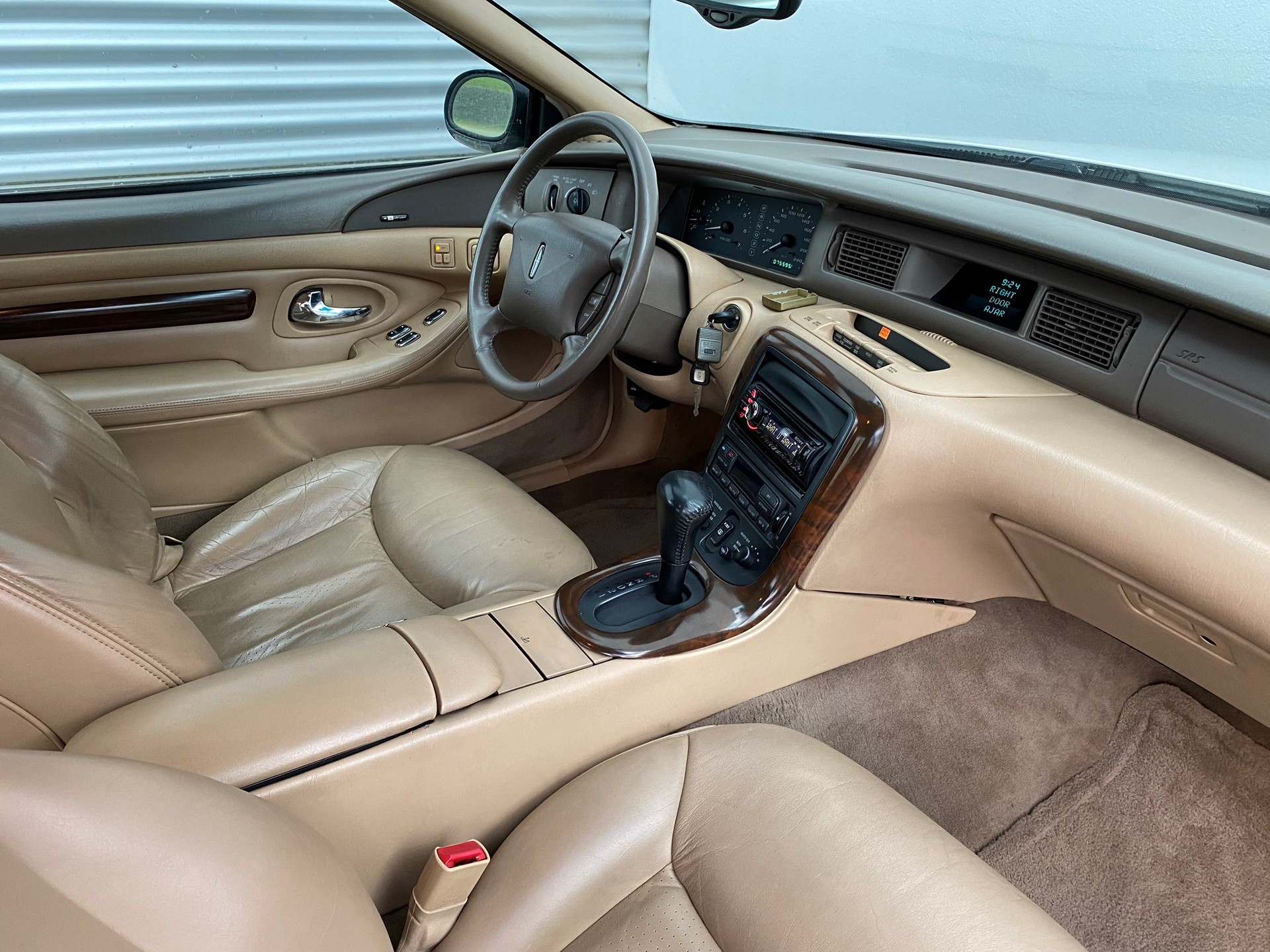 LINCOLN MARK VIII LSC-image-10