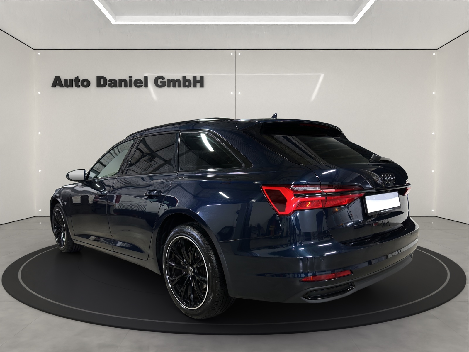 AUDI A6 Avant 40 TDI quattro S-tronic-image-6
