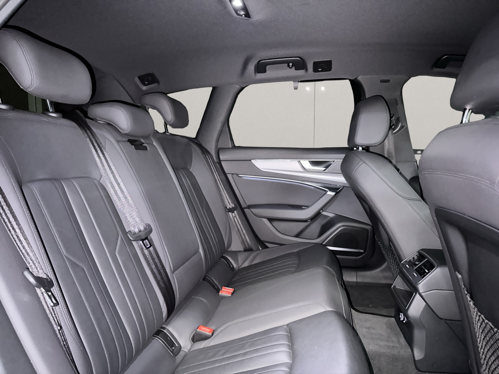 AUDI A6 Avant 40 TDI quattro S-tronic-image-10