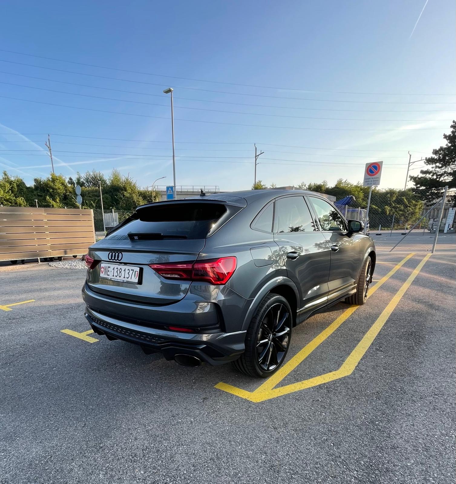 AUDI RS Q3 Sportback quattro S tronic-image-1