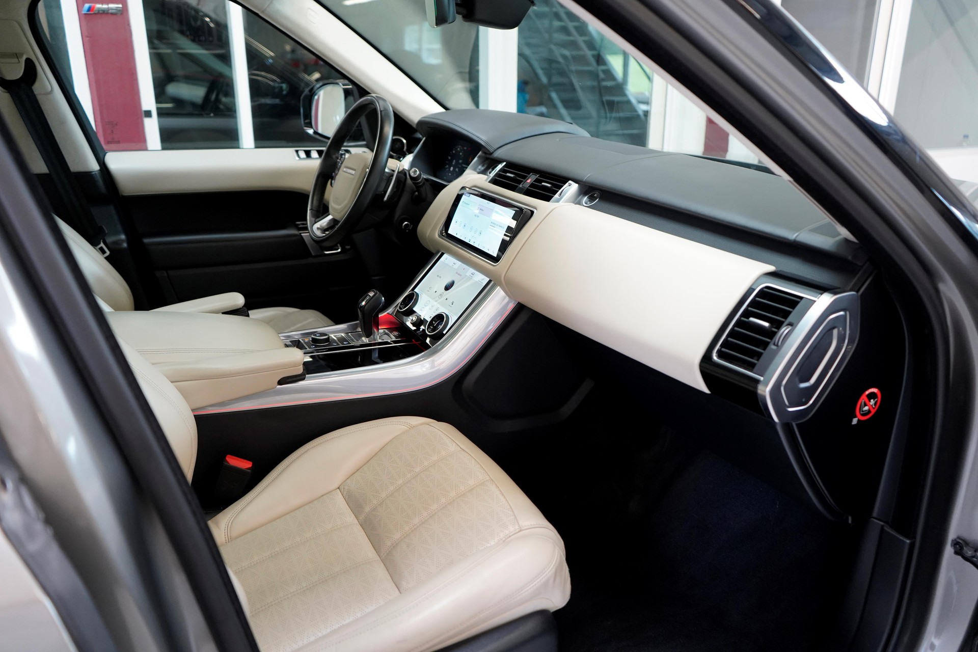 LAND ROVER Range Rover Sport 5.0 V8 S/C HSE Dynamic Automatic-image-11