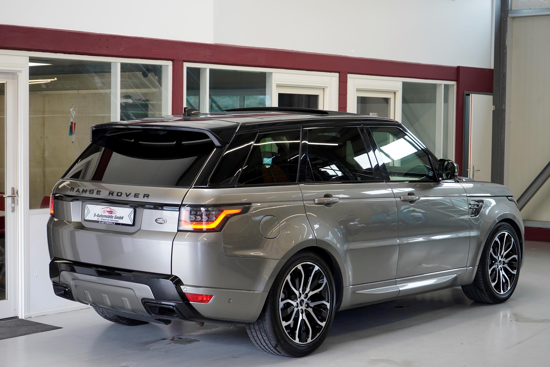 LAND ROVER Range Rover Sport 5.0 V8 S/C HSE Dynamic Automatic-image-7