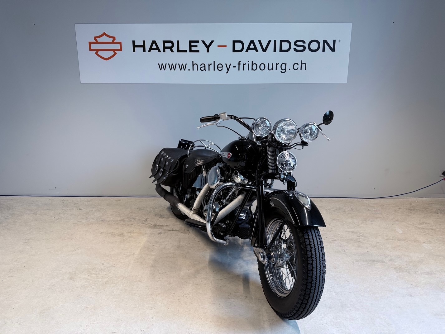 HARLEY-DAVIDSON FLSTS Heritage Springer-image-3