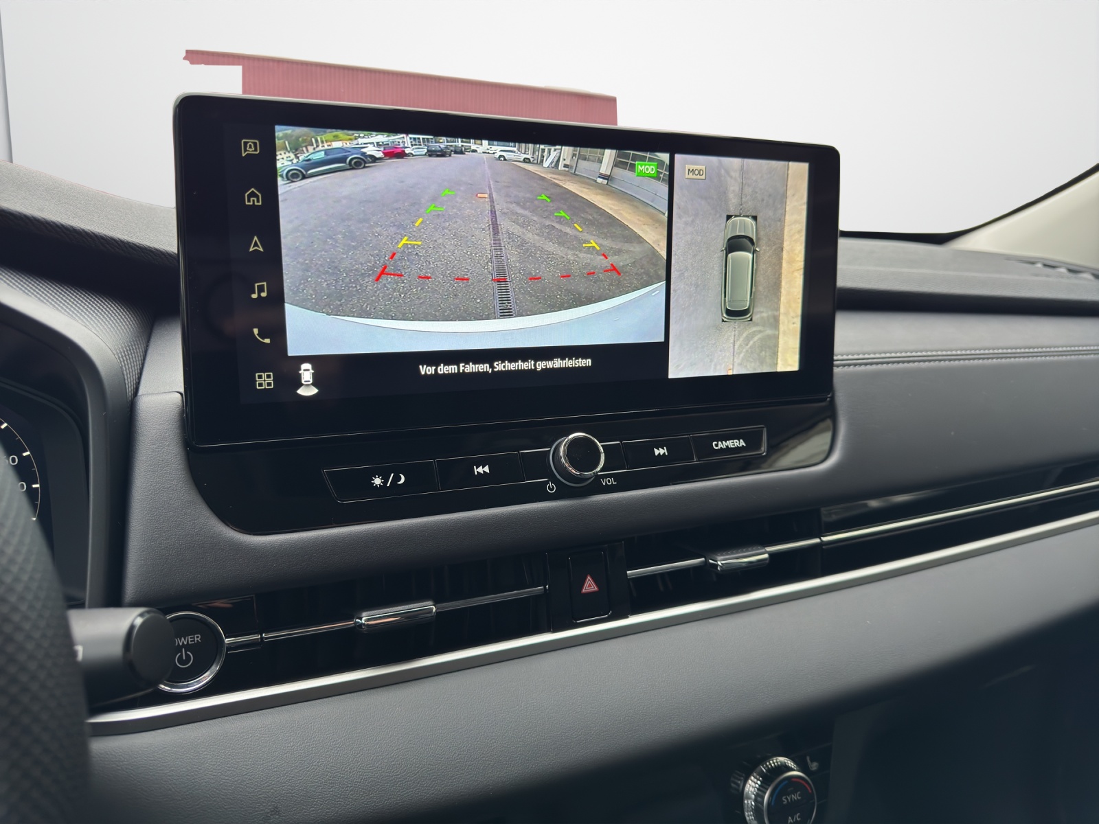 MITSUBISHI Outlander 2.4 PHEV Invite 4x4-image-10