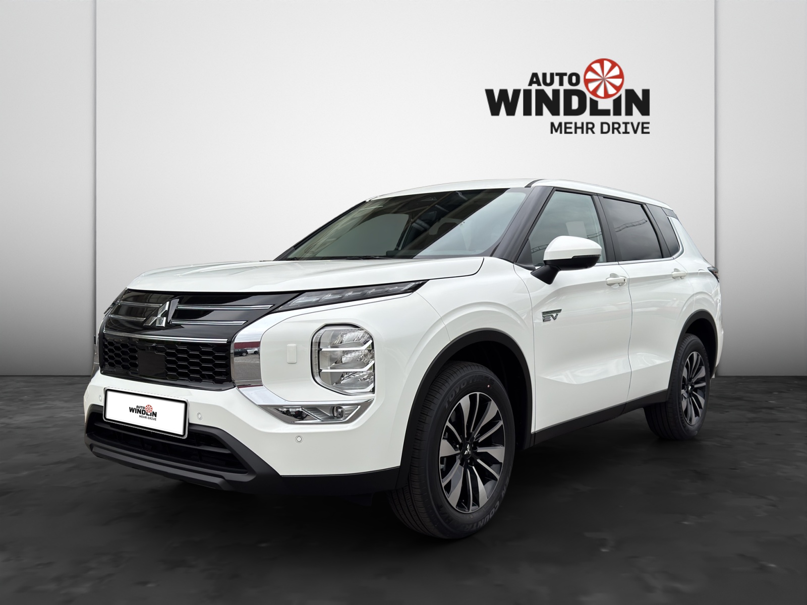 MITSUBISHI Outlander 2.4 PHEV Invite 4x4-showroom-element-1