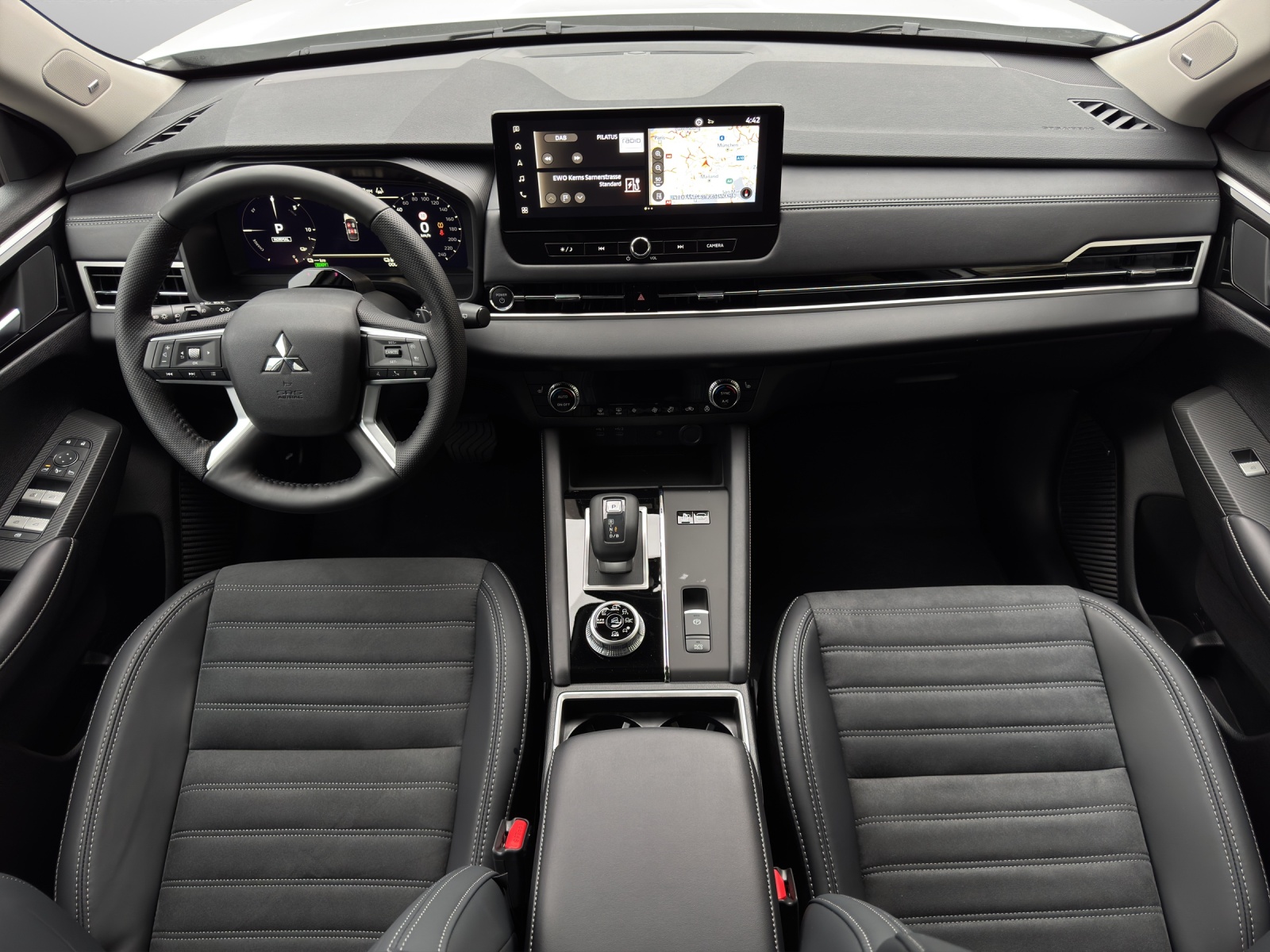 MITSUBISHI Outlander 2.4 PHEV Invite 4x4-image-5