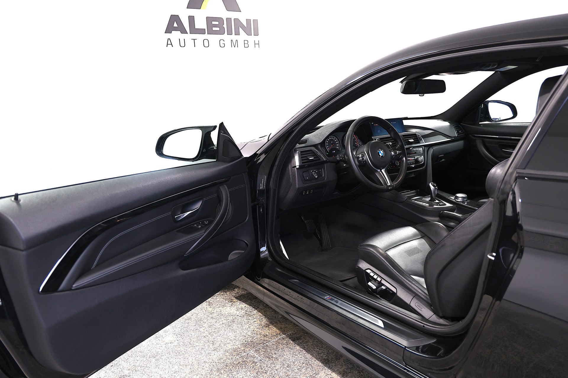 BMW M4 Coupé Competition DKG-image-5