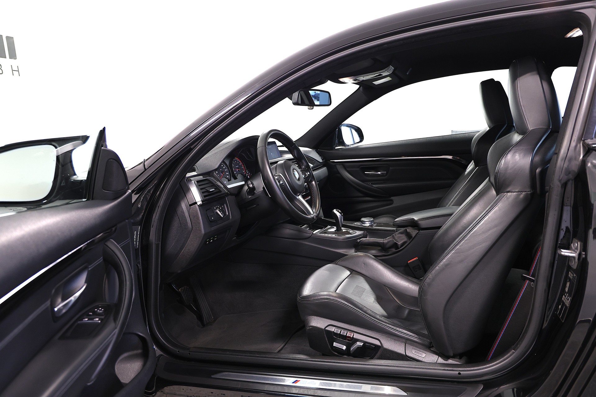 BMW M4 Coupé Competition DKG-image-6