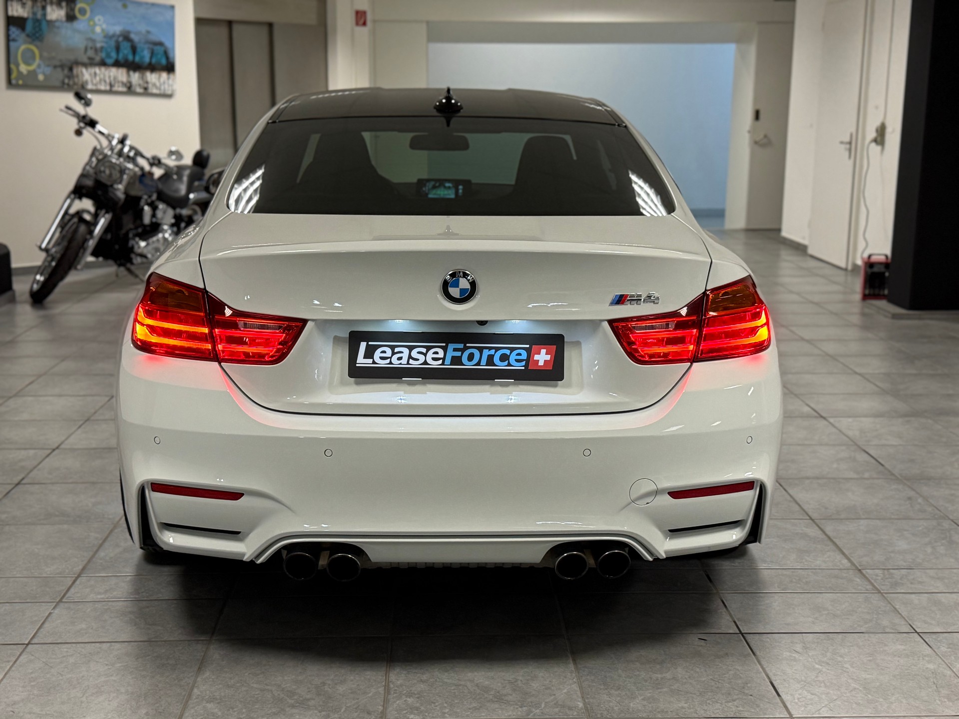 BMW M4 Coupé DKG-image-14