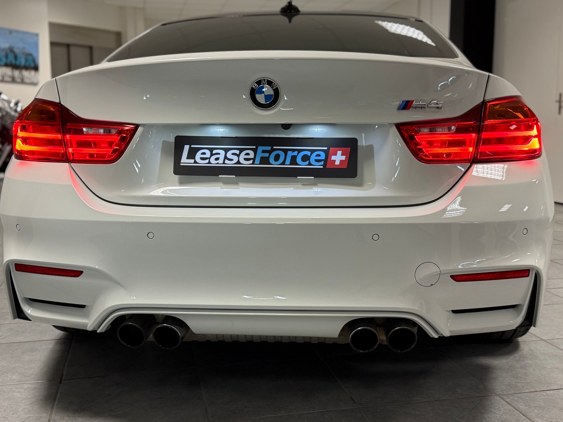 BMW M4 Coupé DKG-image-12