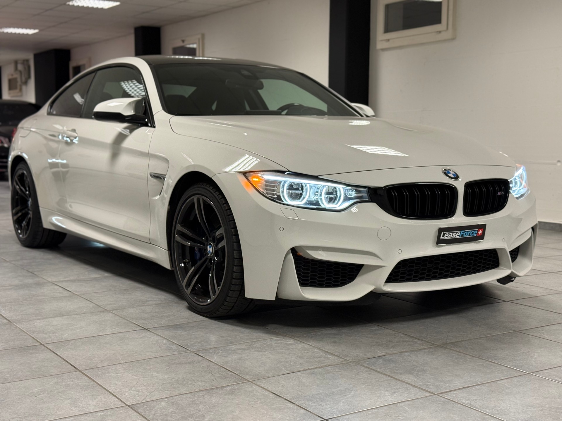 BMW M4 Coupé DKG-image-7