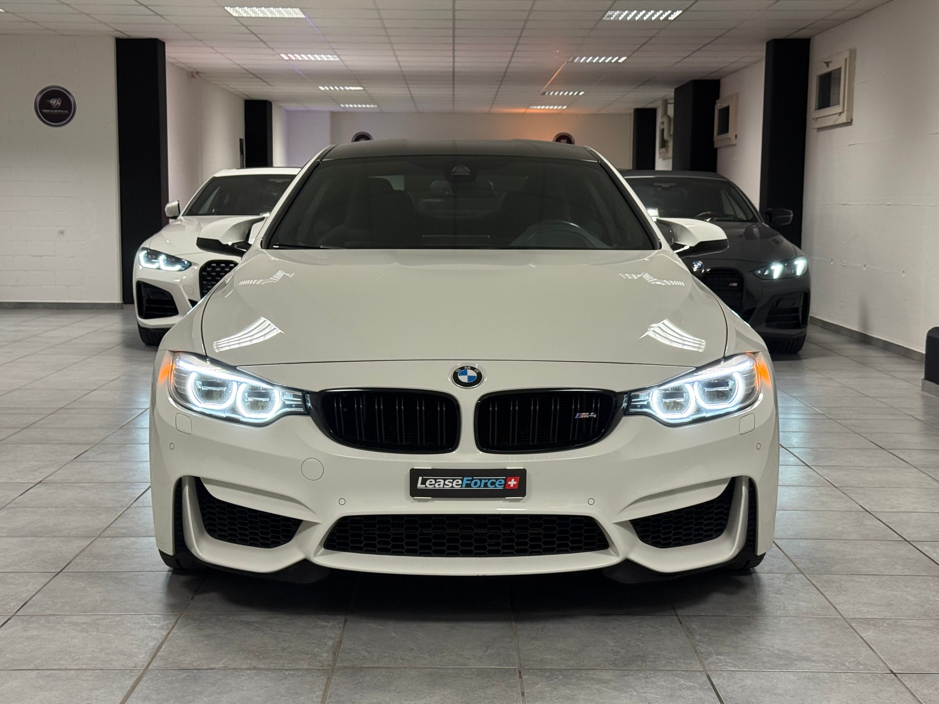 BMW M4 Coupé DKG-image-4