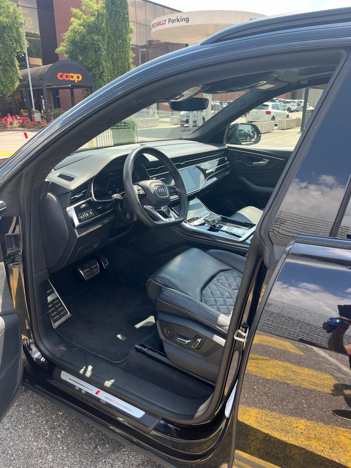 AUDI SQ8 50 TDI quattro tiptronic-image-8