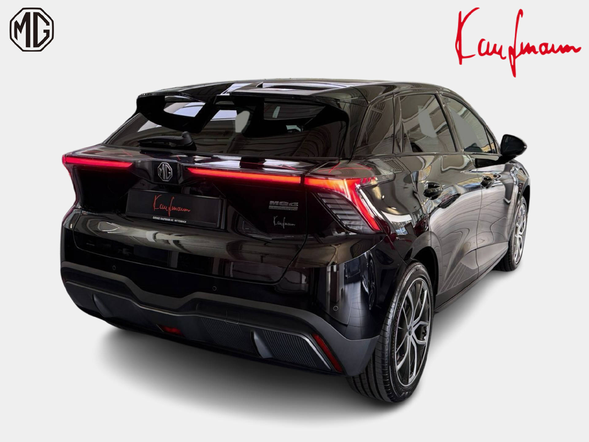 MG 4 64kWh Luxury-showroom-element-3