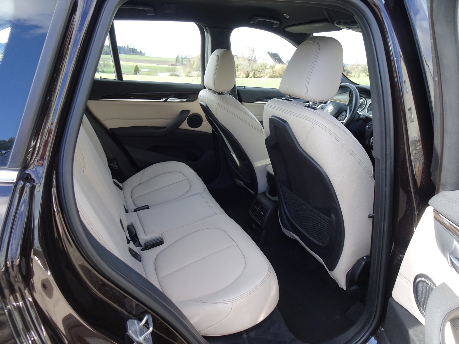 BMW X1 xDrive 20d xLine Steptronic-image-8