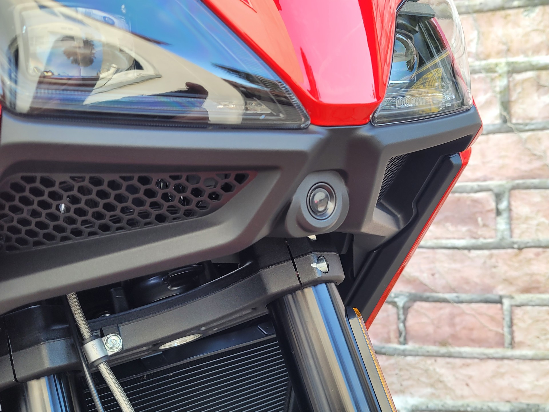 MOTO MORINI X-Cape 700 Gold Edition-image-4