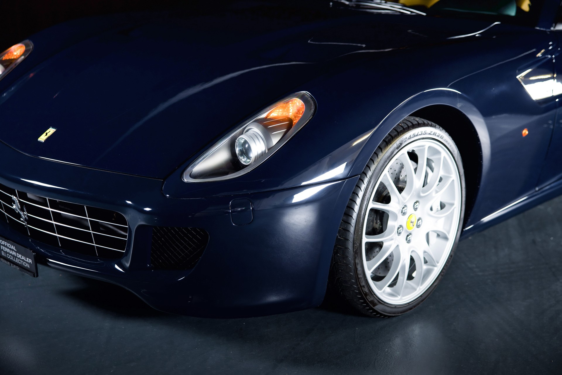 FERRARI 599 GTB-image-5
