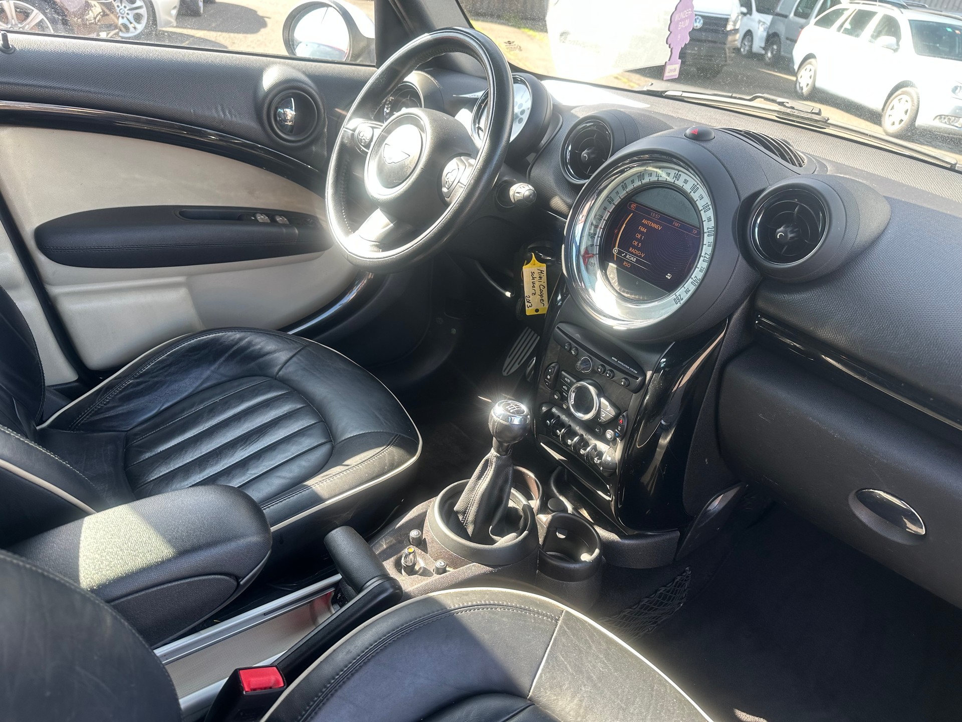 MINI Countryman Cooper S ALL4-image-15