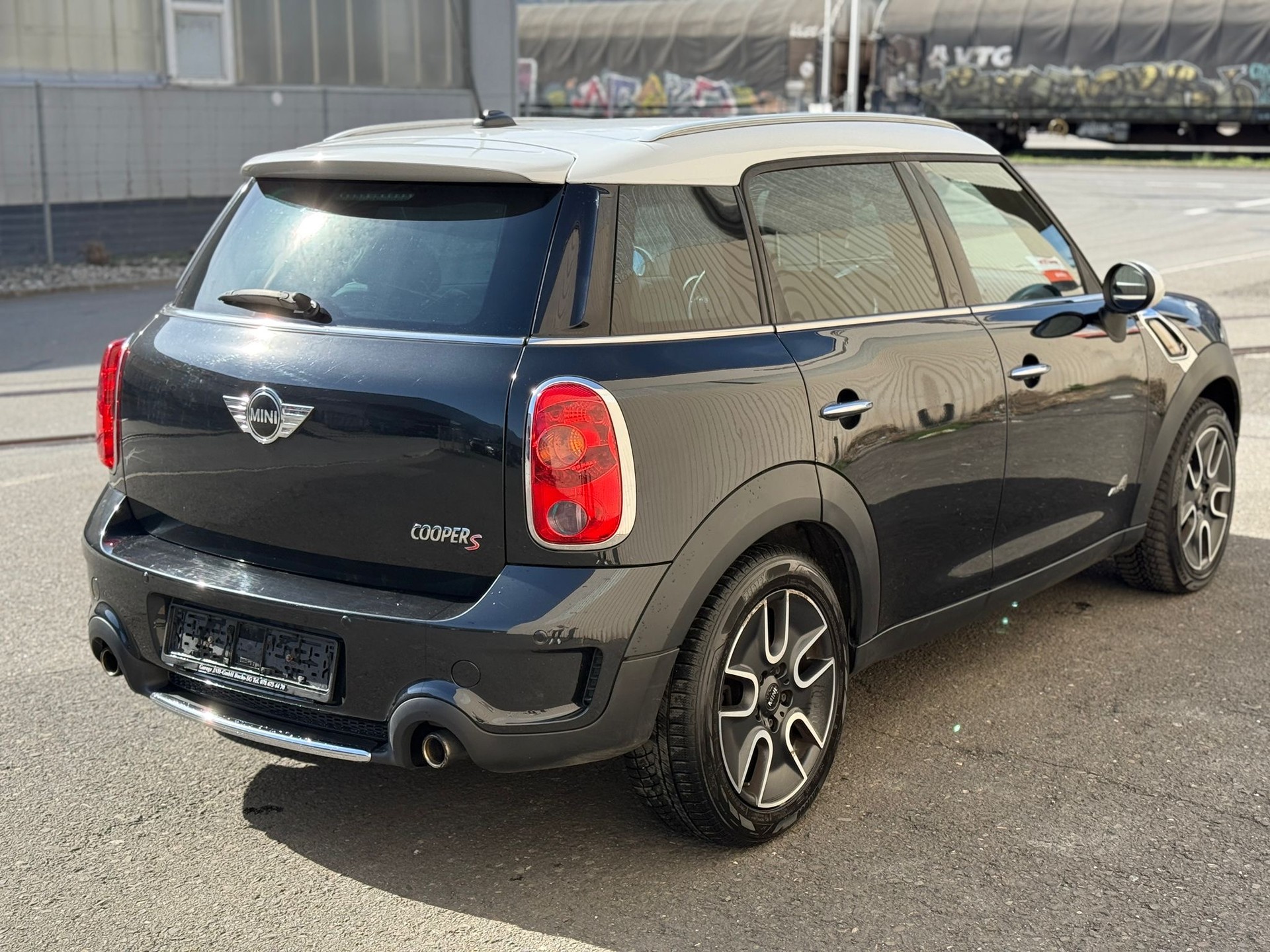 MINI Countryman Cooper S ALL4-image-6