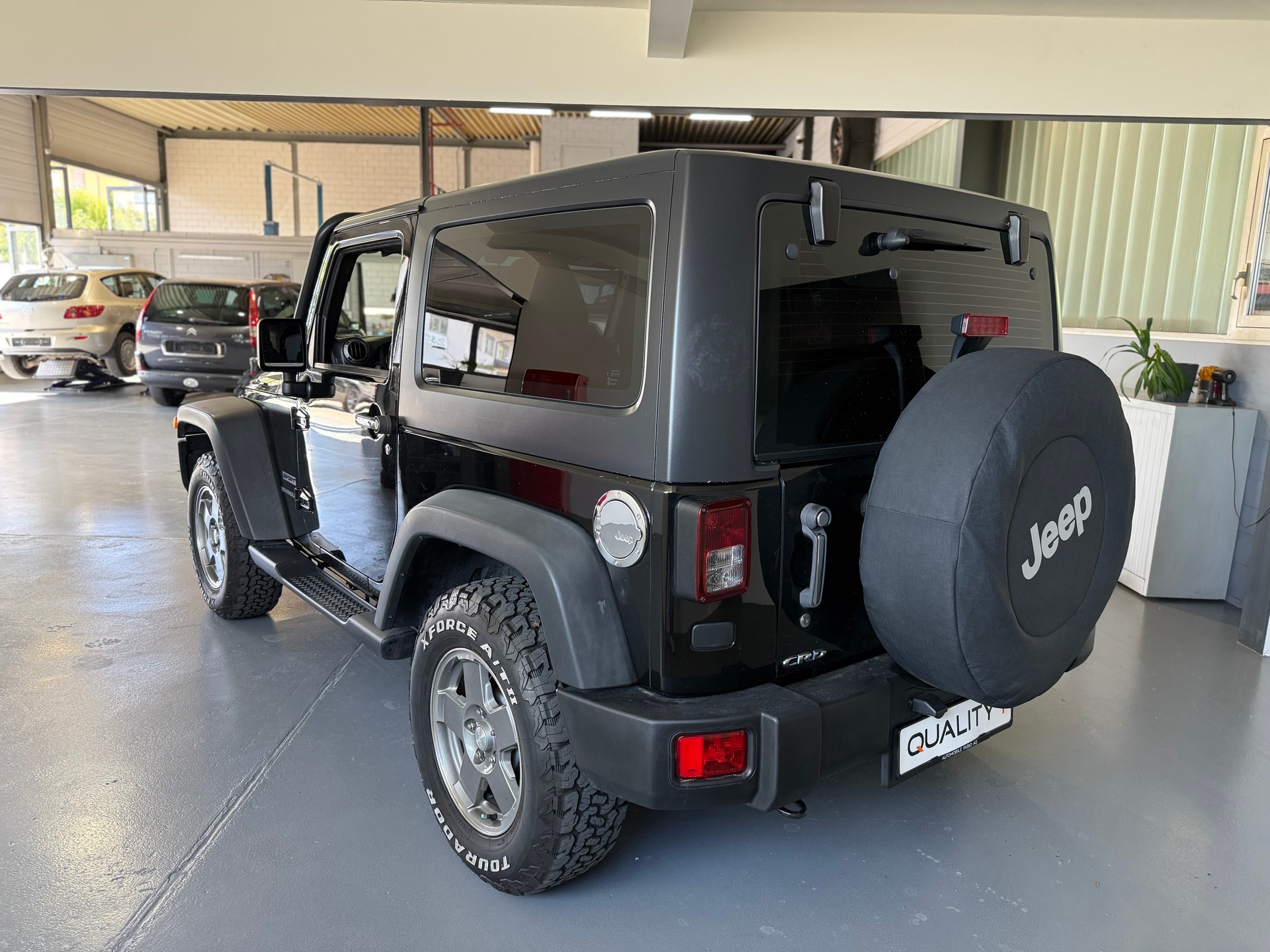 JEEP Wrangler 2.8 CRD Freedom Automatic Hardtop und Softtop-image-3