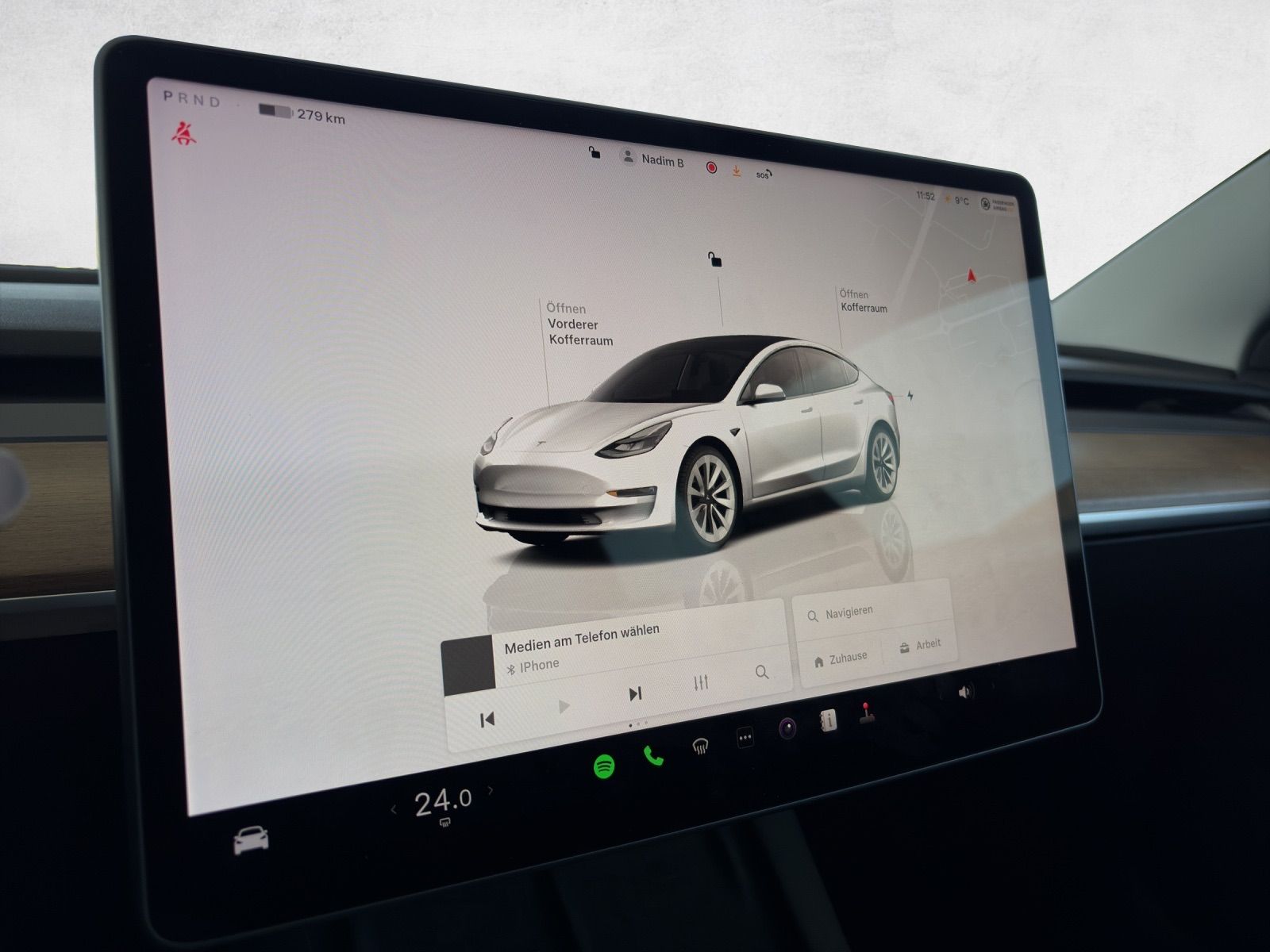 TESLA Model 3 Long Range Dual Motor AWD-image-13