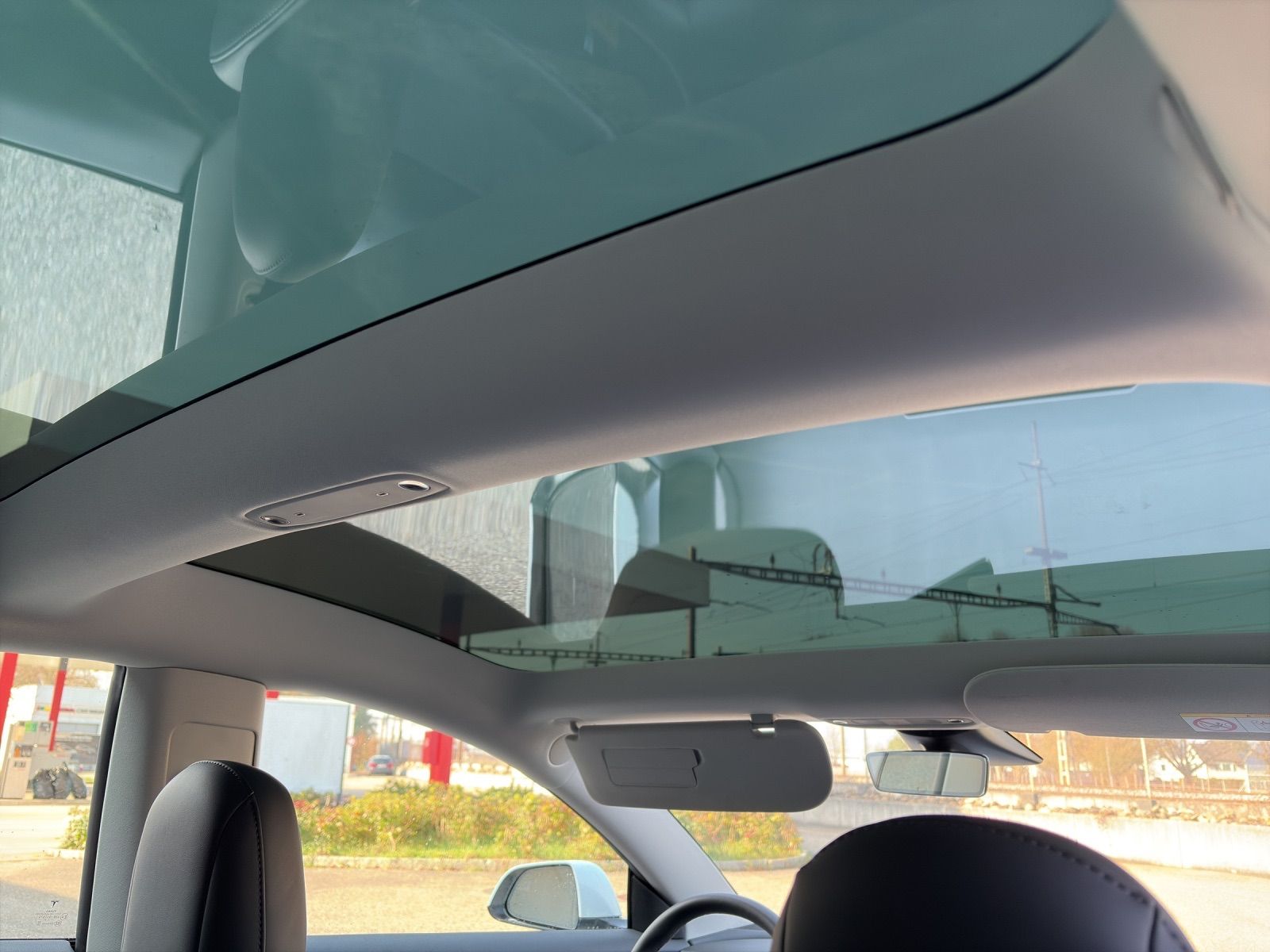 TESLA Model 3 Long Range Dual Motor AWD-image-17
