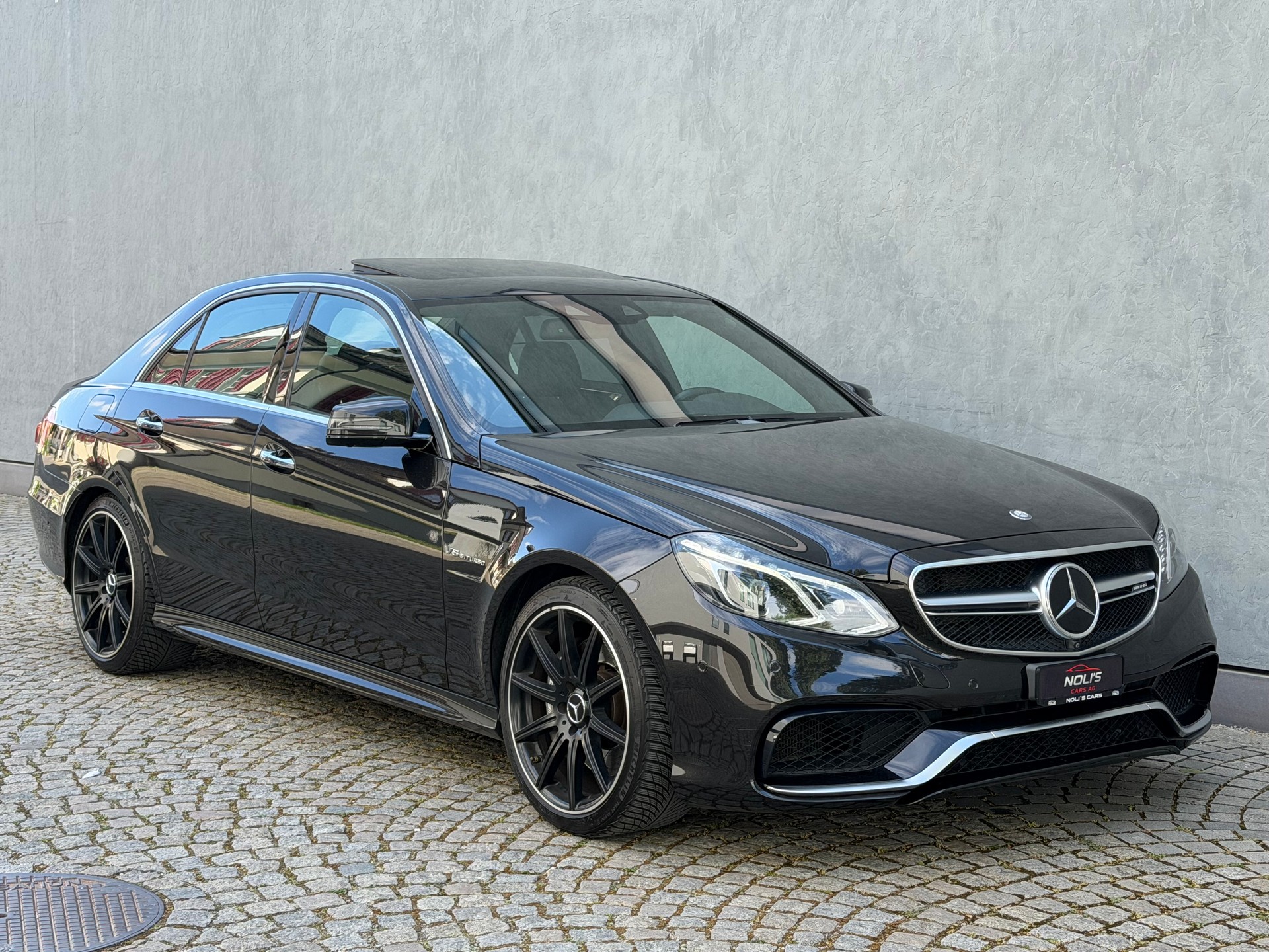 MERCEDES-BENZ E 63 AMG 4Matic Speedshift-image-4
