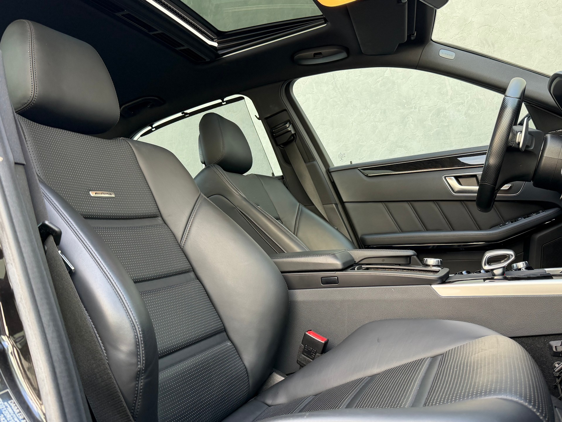 MERCEDES-BENZ E 63 AMG 4Matic Speedshift-image-13