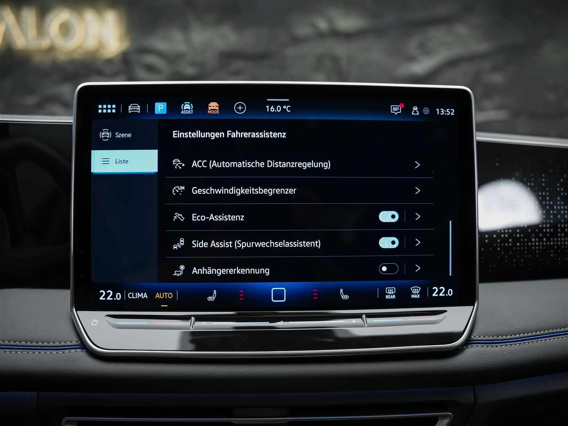 VW Tiguan 2.0 TSI R-Line DSG 4motion *Panorama*Massage*Matrix LED*-image-36