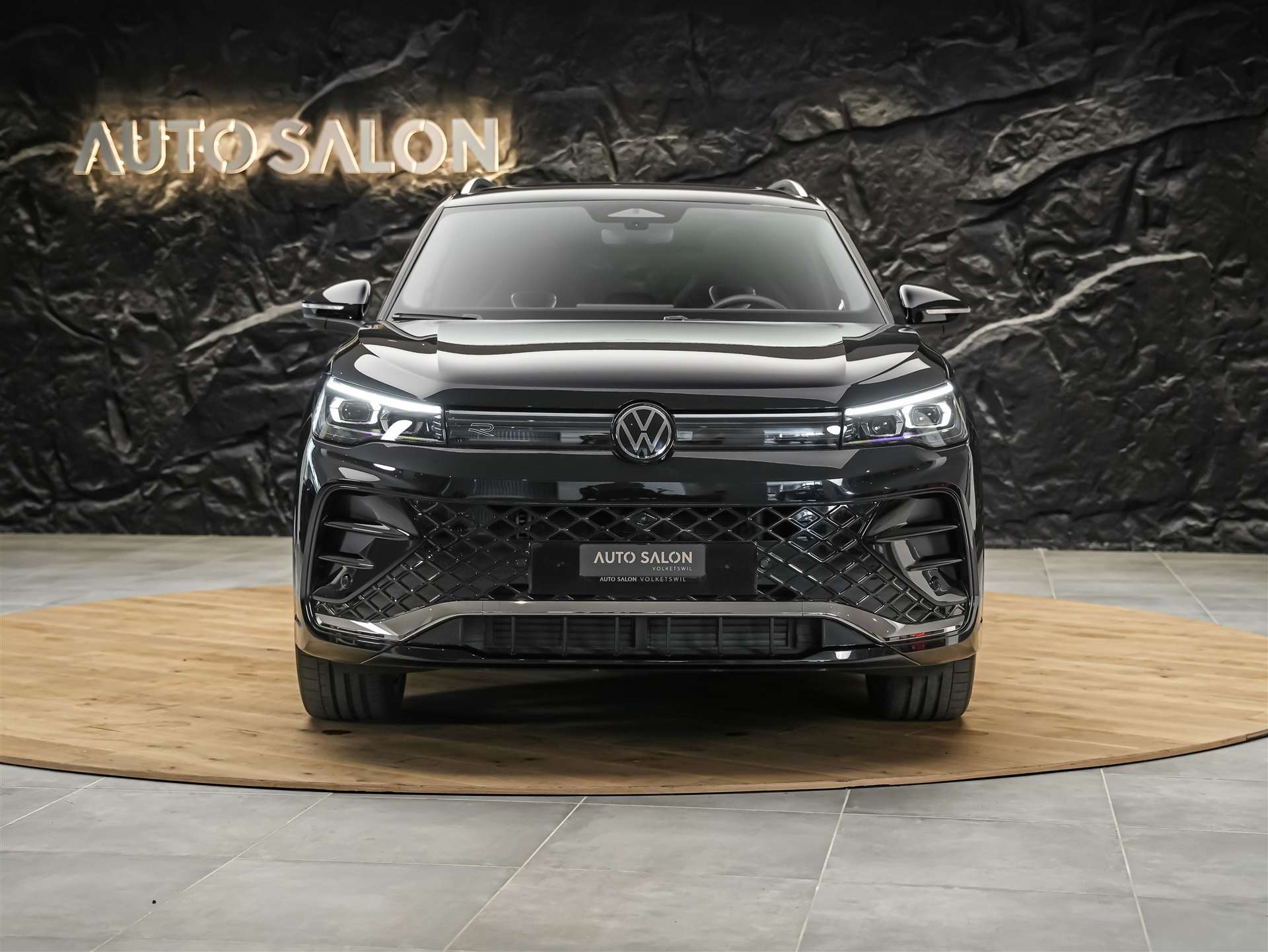 VW Tiguan 2.0 TSI R-Line DSG 4motion *Panorama*Massage*Matrix LED*-image-6