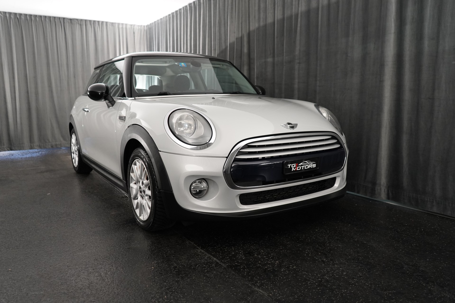 MINI Cooper Steptronic