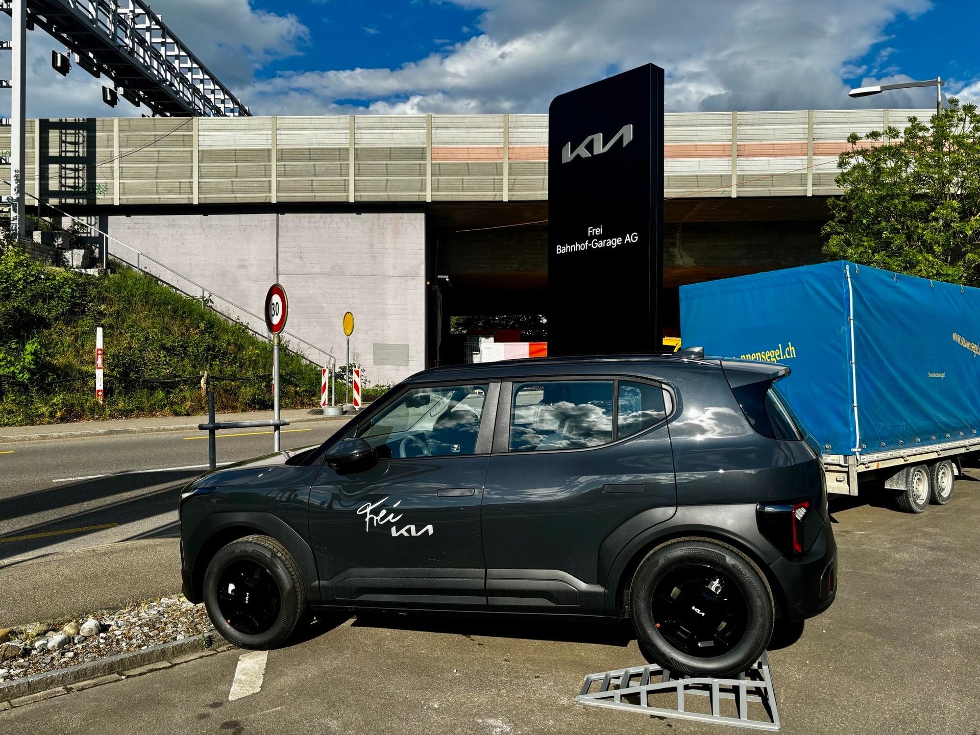 KIA EV2 42.2 kWh Air 4P-showroom-element-2