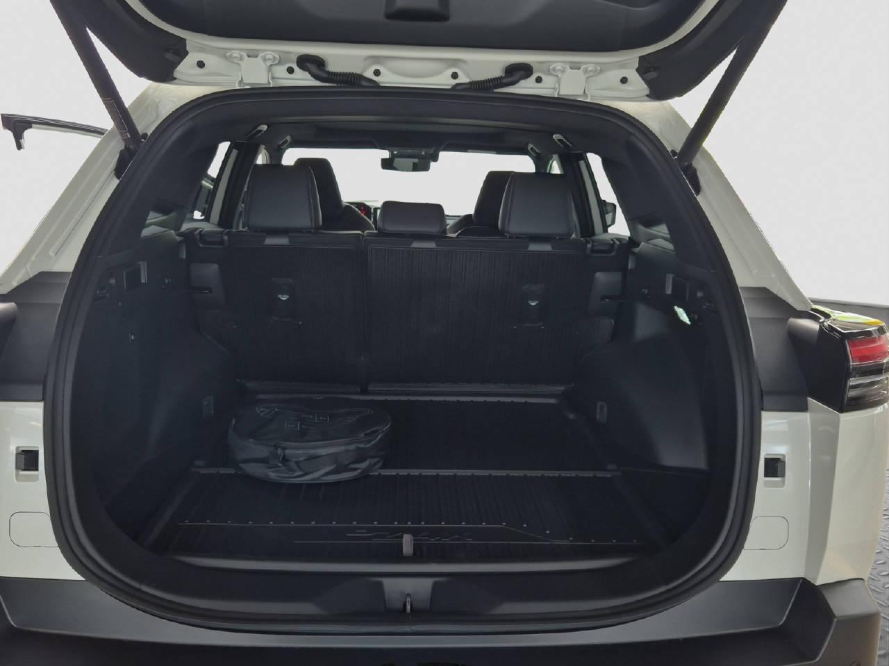 TOYOTA bZ4X Touring Premium AWD-image-8