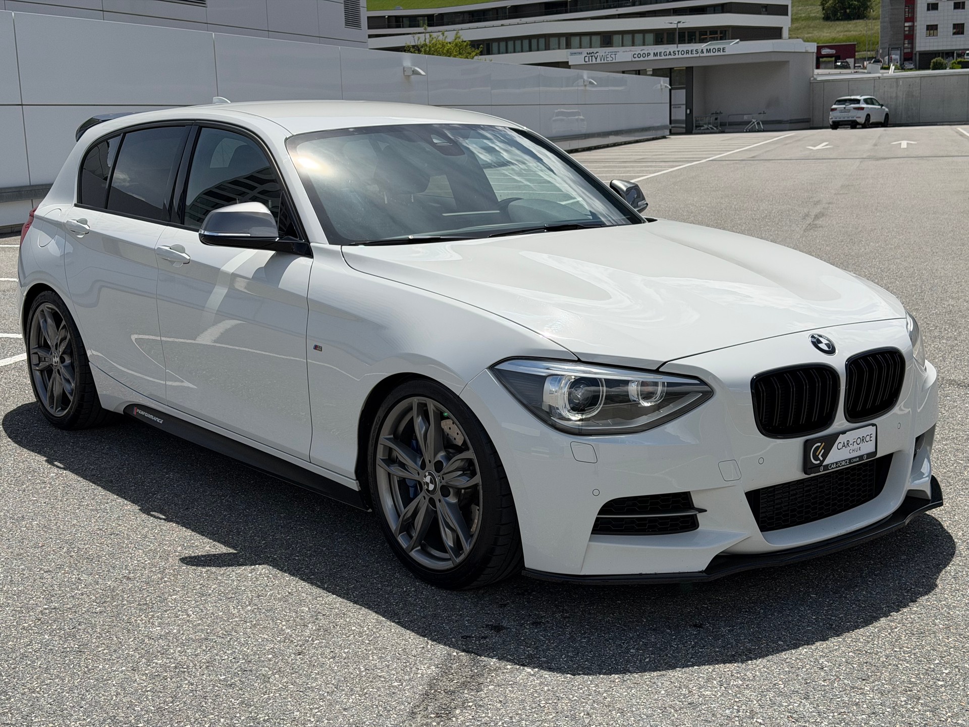 BMW M135i xDrive Steptronic Rieger-image-7