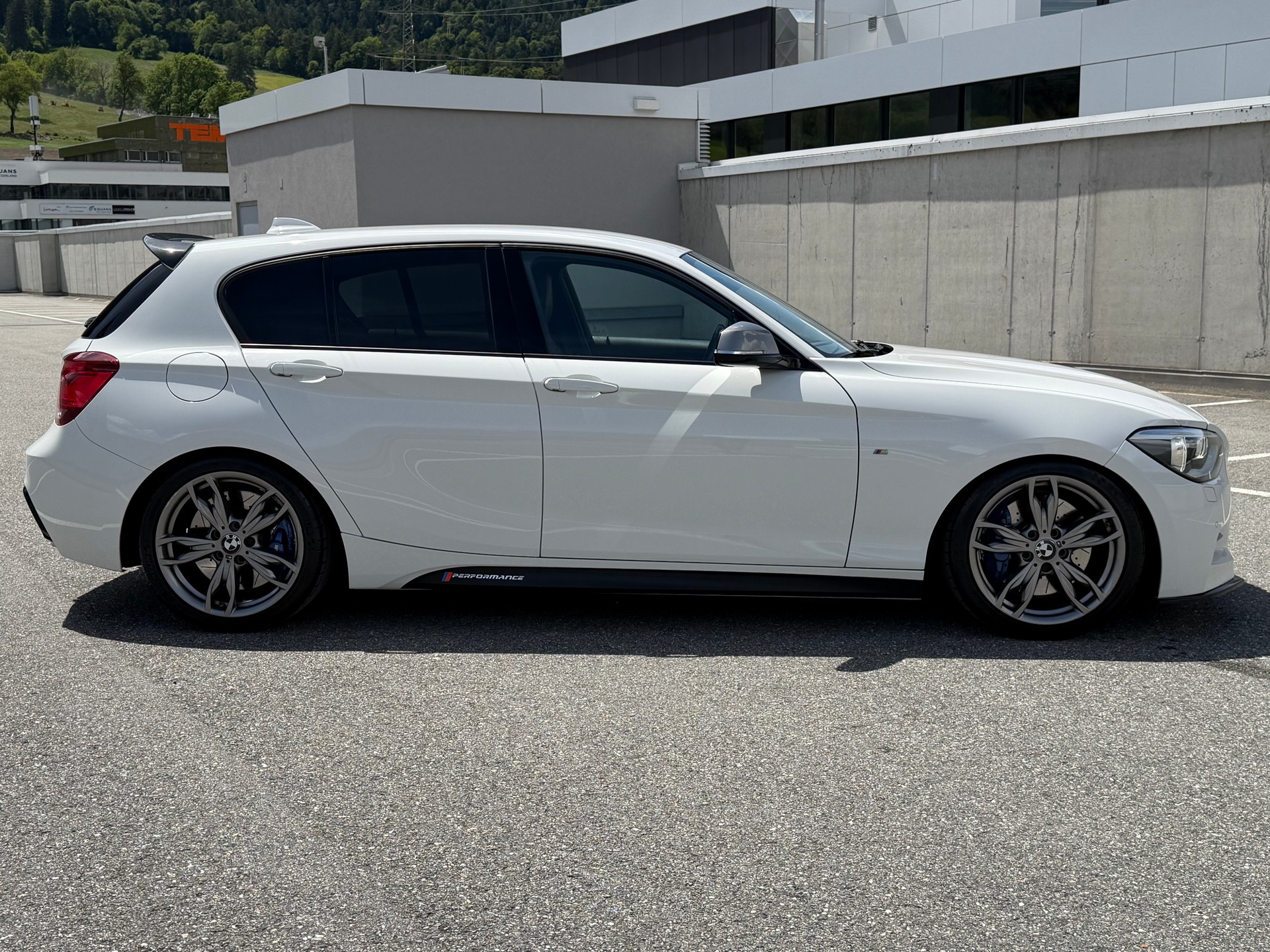 BMW M135i xDrive Steptronic Rieger-image-6