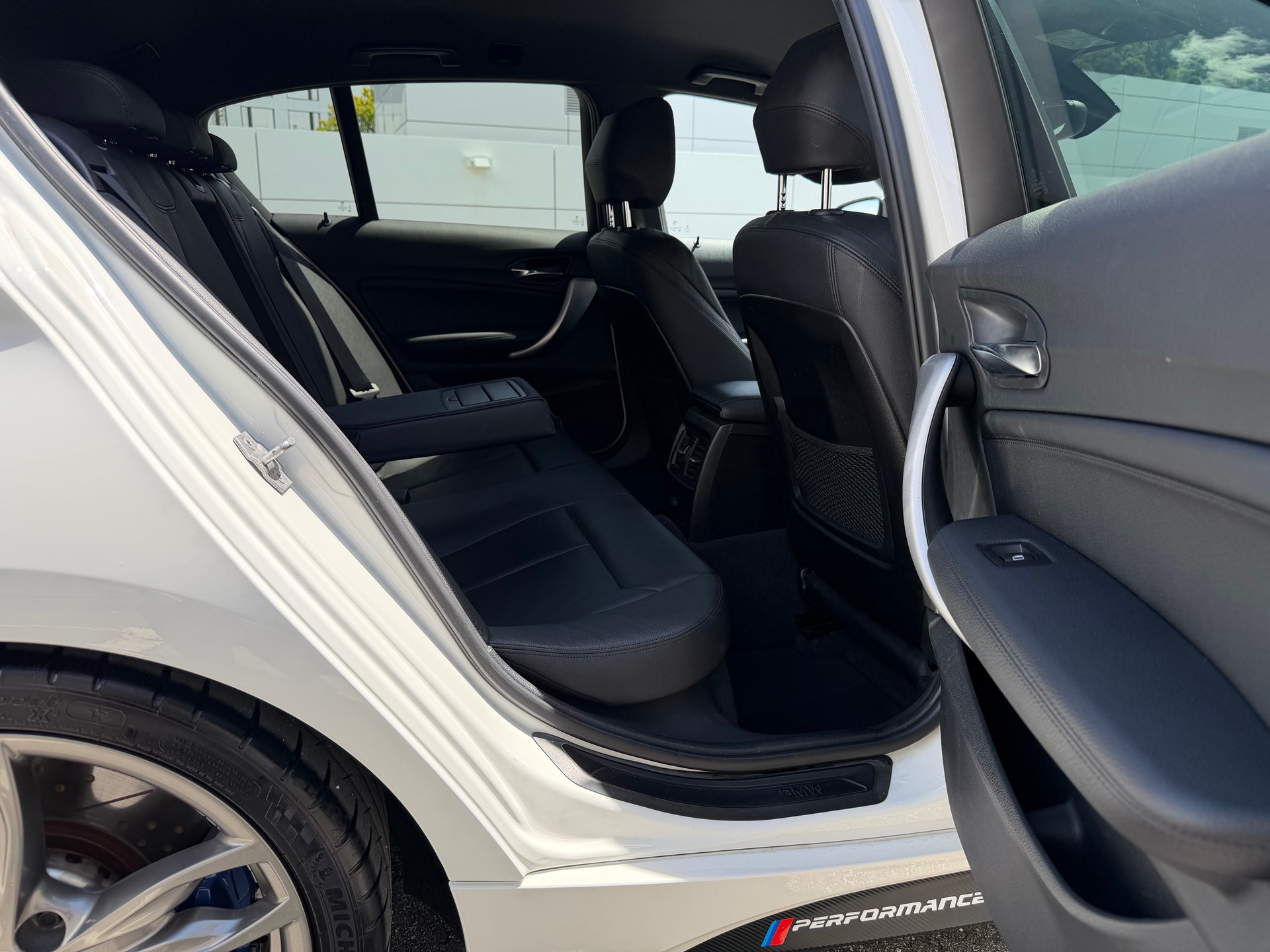 BMW M135i xDrive Steptronic Rieger-image-18