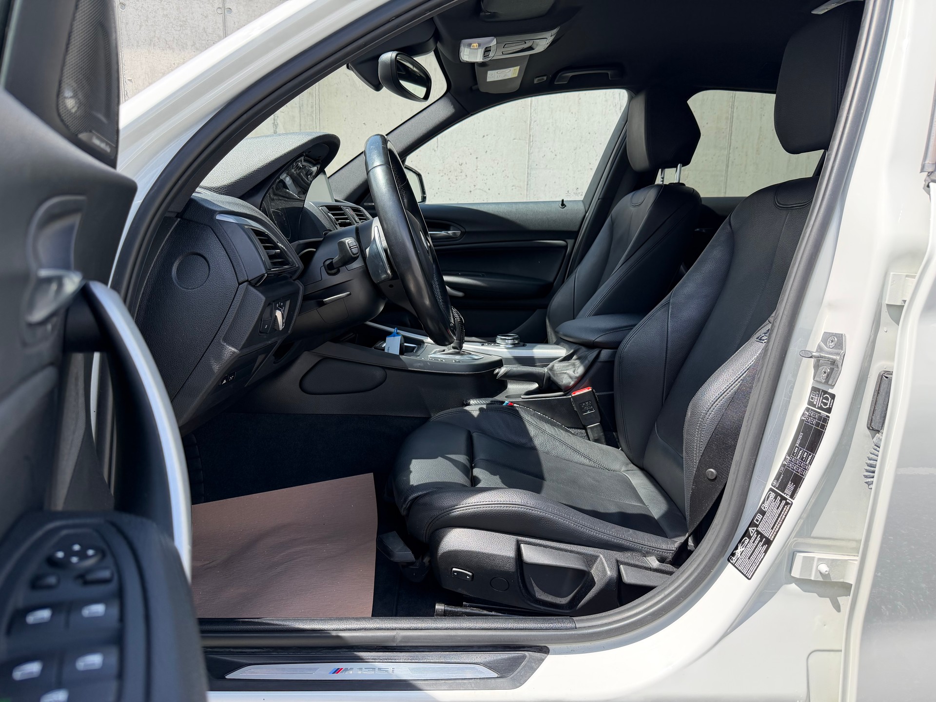 BMW M135i xDrive Steptronic Rieger-image-15