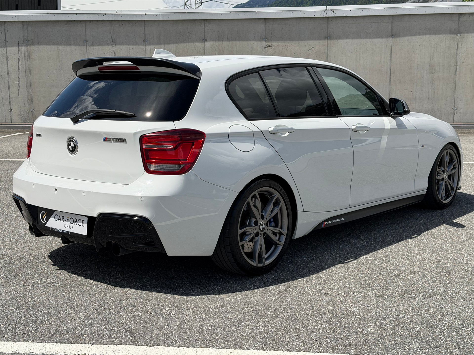 BMW M135i xDrive Steptronic Rieger-image-5