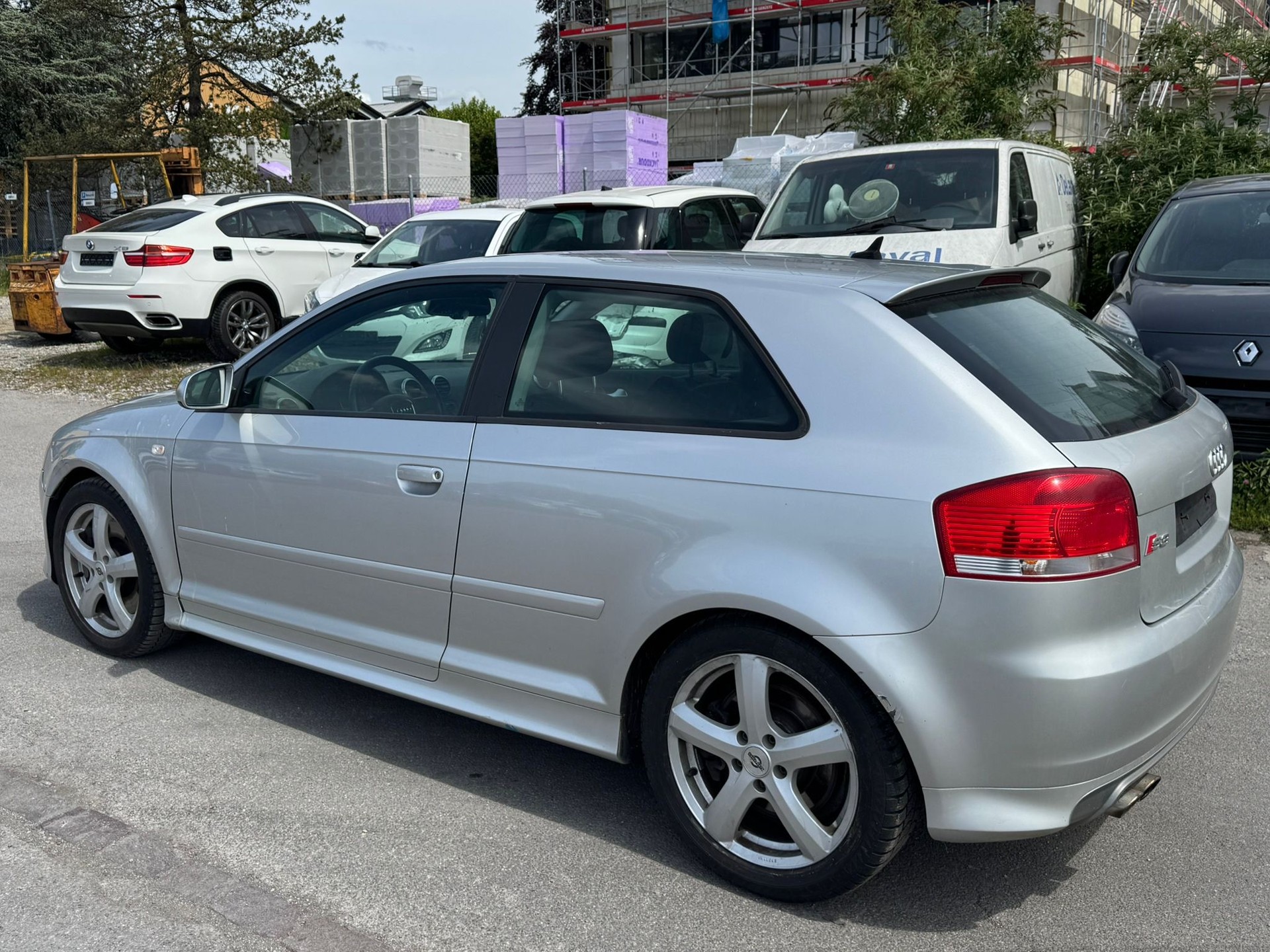 AUDI S3 2.0 Turbo FSI quattro-image-10
