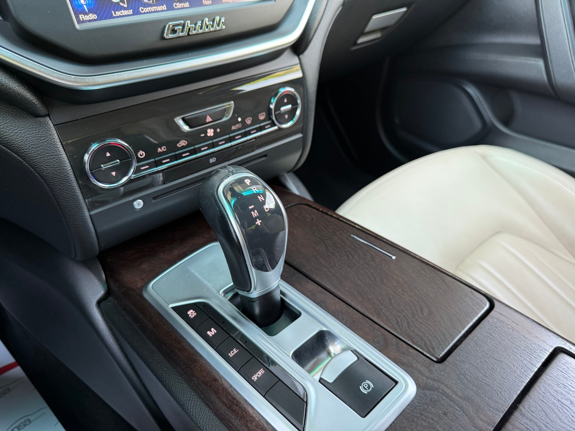 MASERATI Ghibli S Q4 3.0 V6 Automatica-image-9