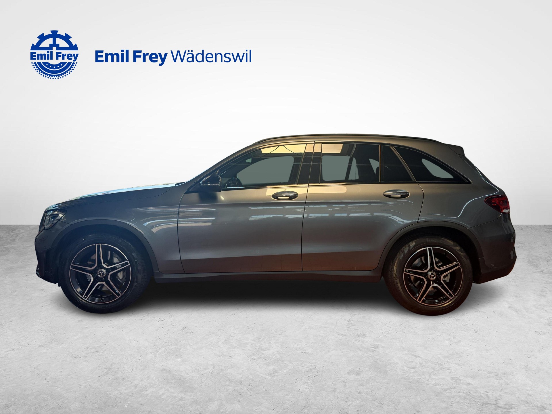 MERCEDES-BENZ GLC 200 4MATIC AMG Line-showroom-element-1