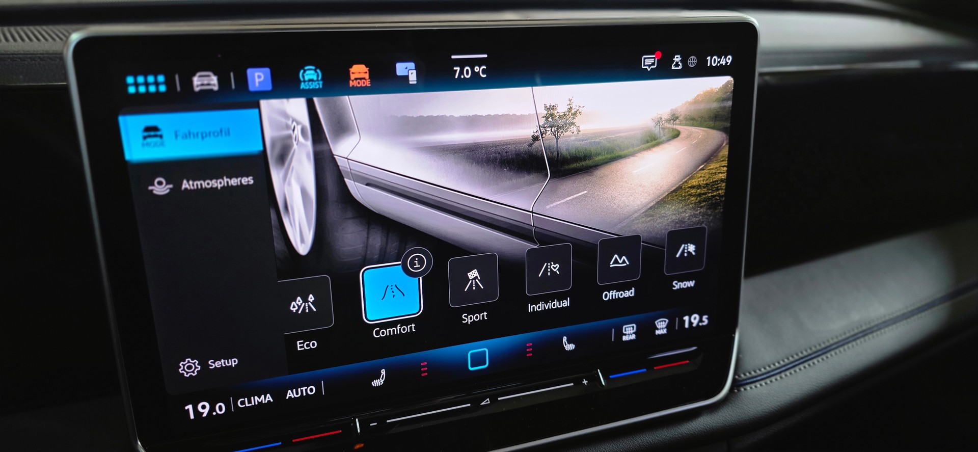 VW Tiguan 2.0 TSI DSG R-Line 4Motion *Massagefunktion*Abstandsregler/Spurhalteassistent*Panoramaglasdach*Lenkrad- & Sitzheizung*-image-17