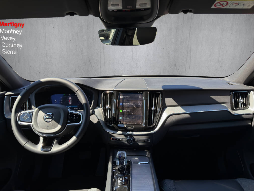 VOLVO XC60 2.0 B5 MH Plus Dark AWD-image-11