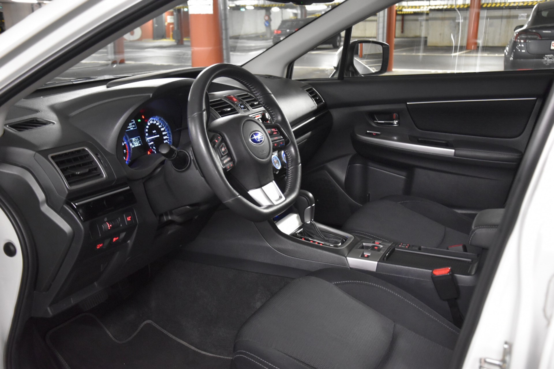 SUBARU Levorg 1.6DIT Advantage AWD Lineartronic-image-24