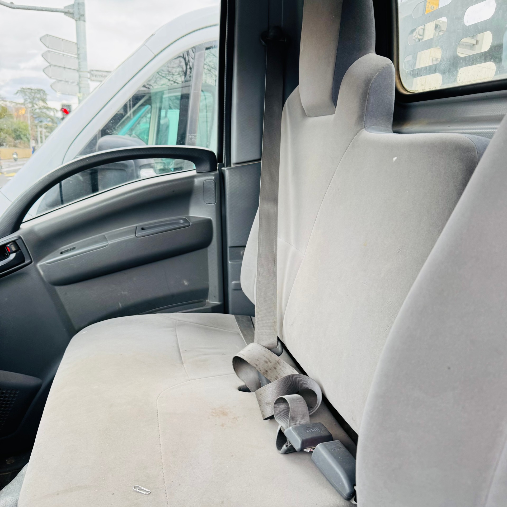 ISUZU NLR 85 - L 35 E-image-7