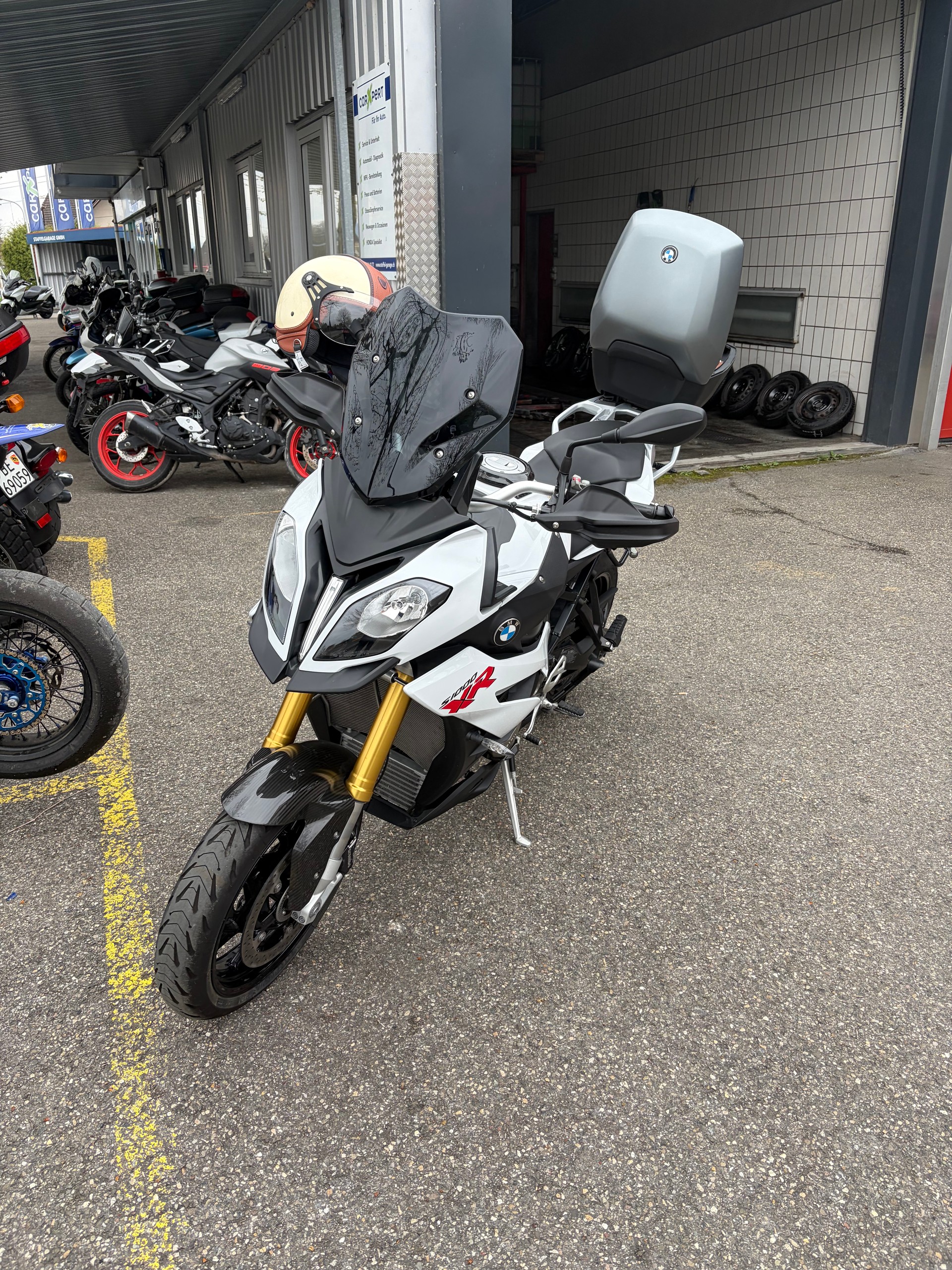 BMW S 1000 XR ABS-image-0